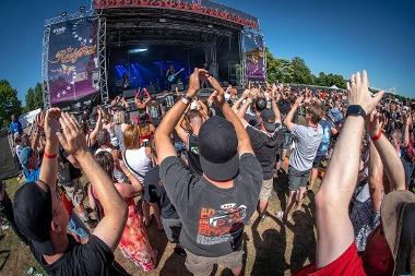 Crowd at RockPrest